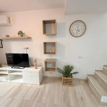 Apartment Palms & Pool Dunaflor