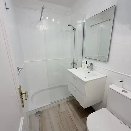 Palms & Pool Dunaflor 公寓