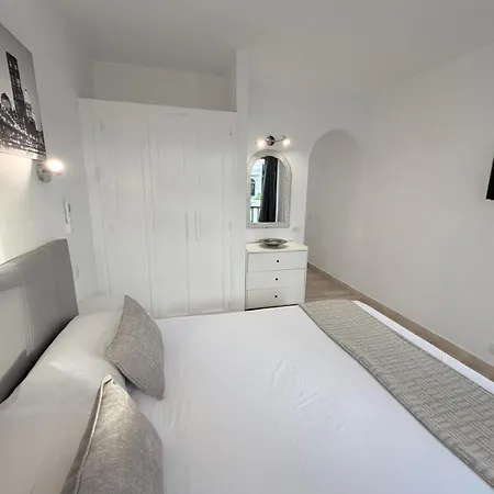 Palms & Pool Dunaflor 公寓